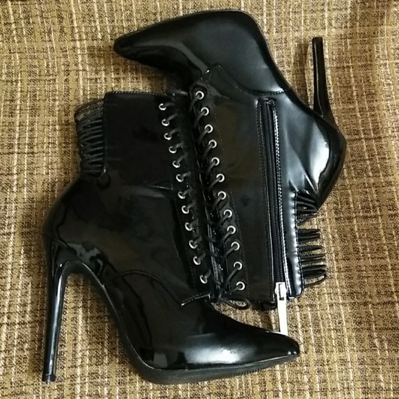 Liliana Shoes - Liliana Black Booties